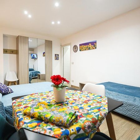 Due Cappuccini Appartement Palermo Buitenkant foto