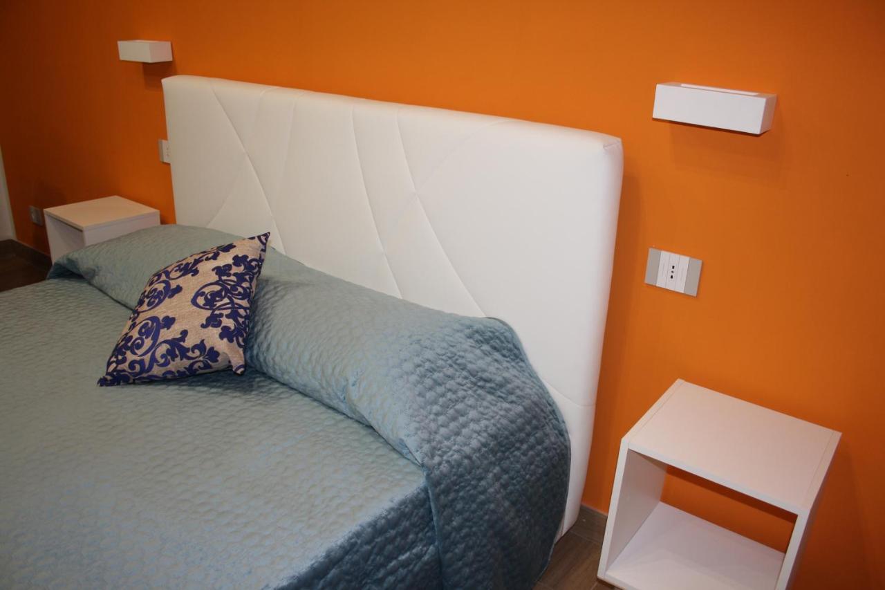 Due Cappuccini Appartement Palermo Buitenkant foto