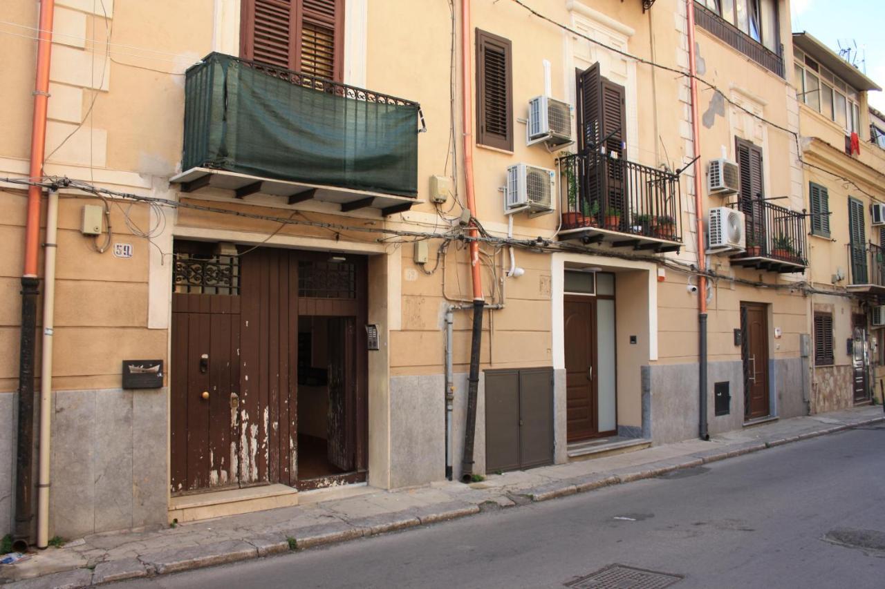 Due Cappuccini Appartement Palermo Buitenkant foto