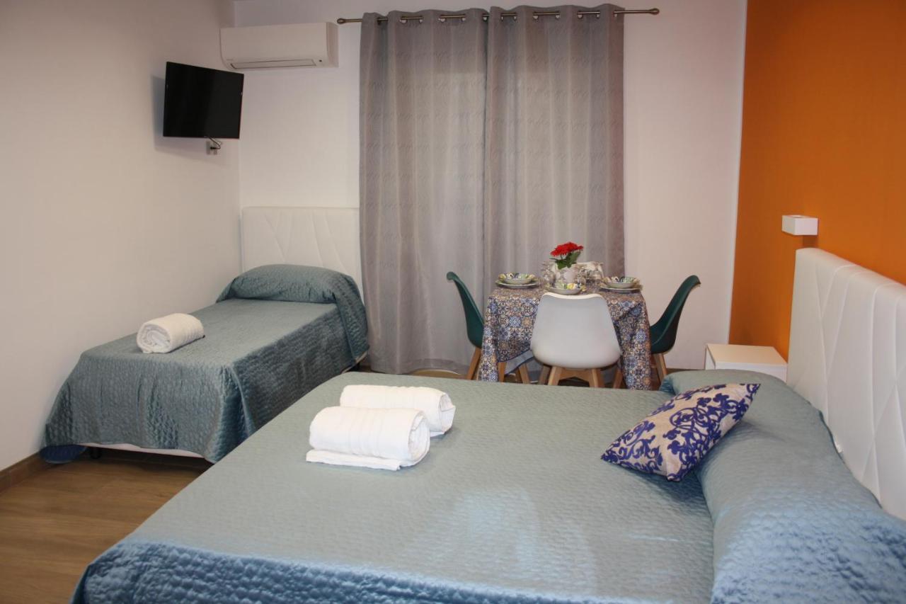 Due Cappuccini Appartement Palermo Buitenkant foto